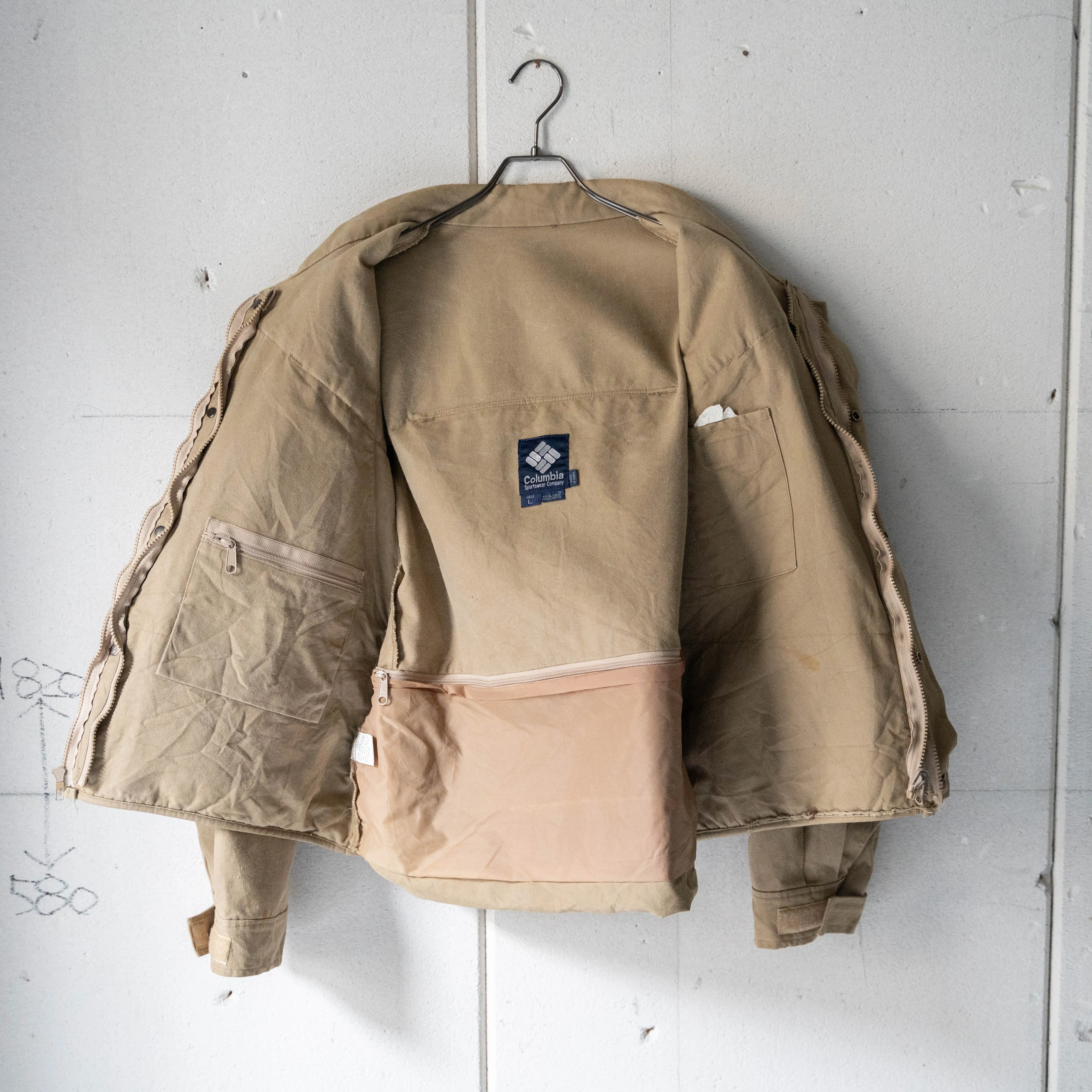 1980s 'Columbia' cotton canvas hunting jacket