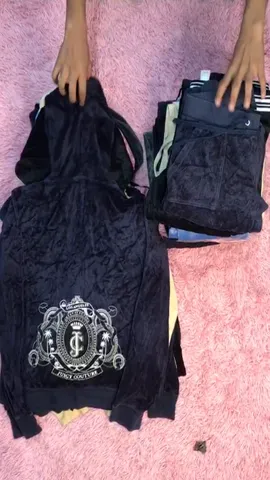 Juicy couture tracksuits / pairs