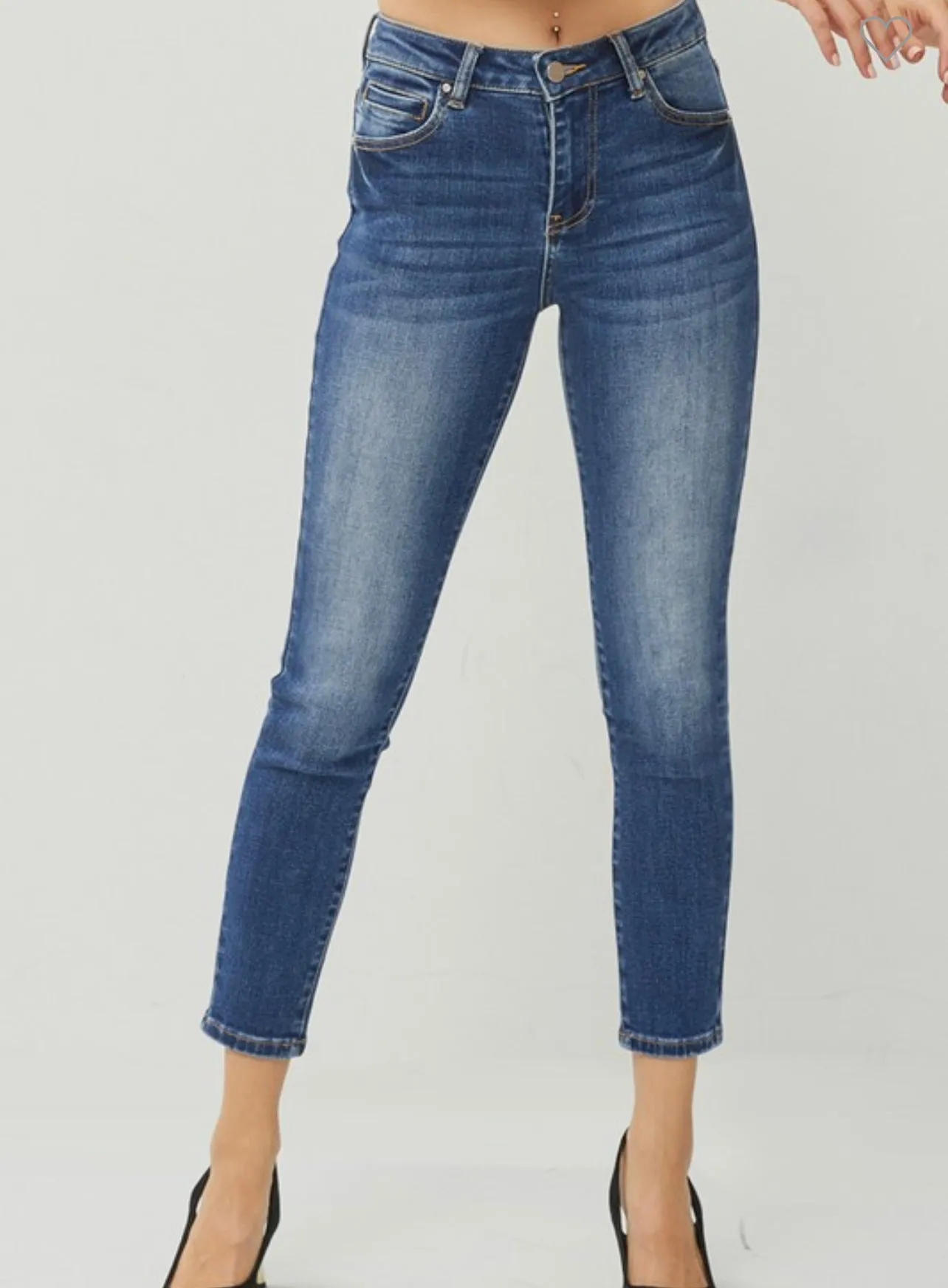 Risen Ankle Skinny Jeans