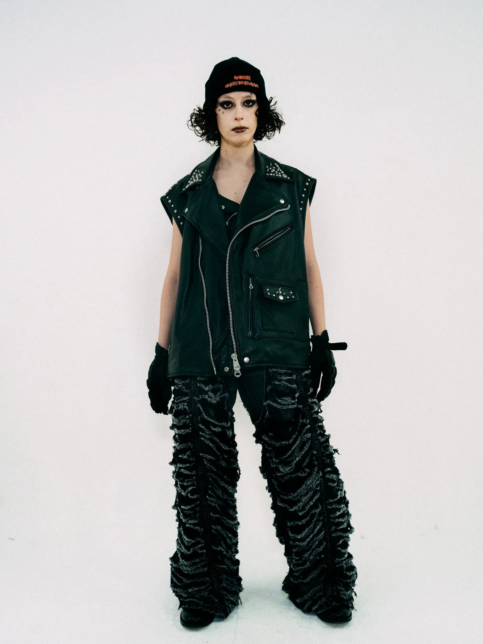 SLEEVELESS LEATHER RIDERS JACKET