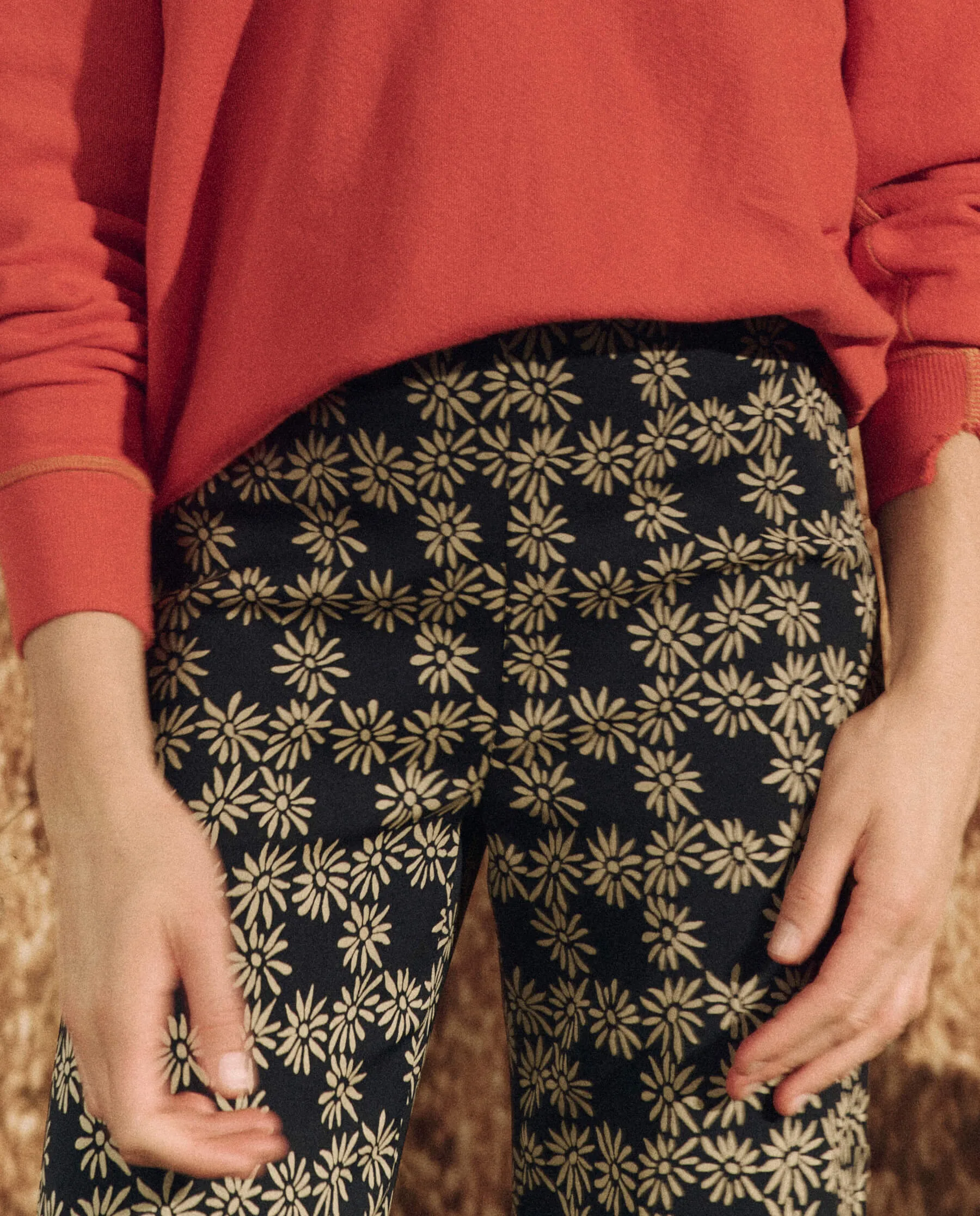 The Dance Pant. -- Navy Scattered Daisy