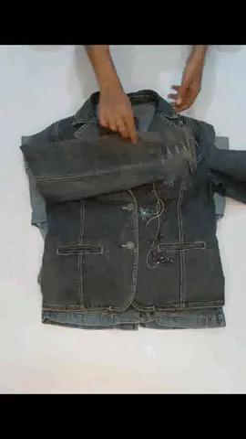 Y2K Dreamweaver: Retro Denim Jacket  🌟👚 (S-132)